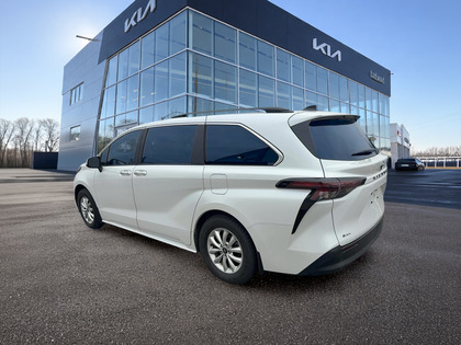 used 2025 Toyota Sienna car, priced at $51,999
