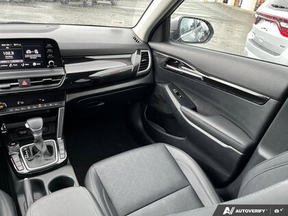 used 2025 Kia Seltos car, priced at $27,922