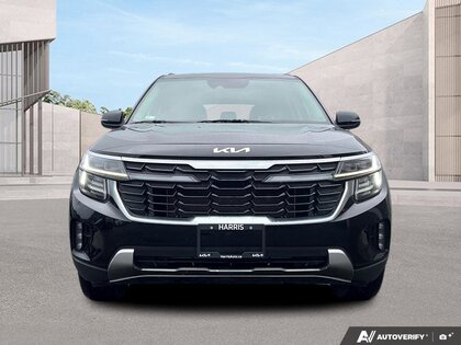 used 2025 Kia Seltos car, priced at $26,900