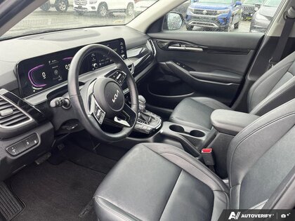 used 2025 Kia Seltos car, priced at $26,900
