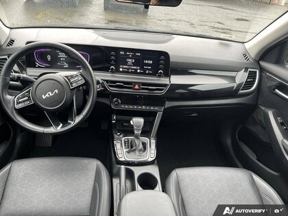 used 2025 Kia Seltos car, priced at $26,900