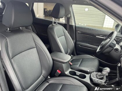 used 2025 Kia Seltos car, priced at $26,900