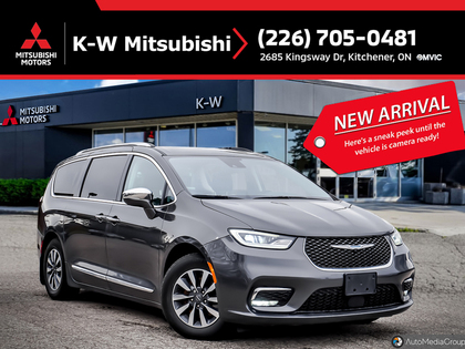 2021 Chrysler Pacifica Hybrid Limited FWD