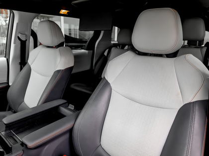 used 2022 Toyota Sienna car, priced at $51,495