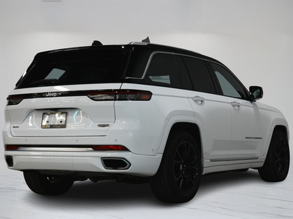 used 2024 Jeep Grand Cherokee car, priced at $57,900