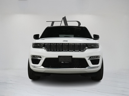 used 2024 Jeep Grand Cherokee car, priced at $57,900