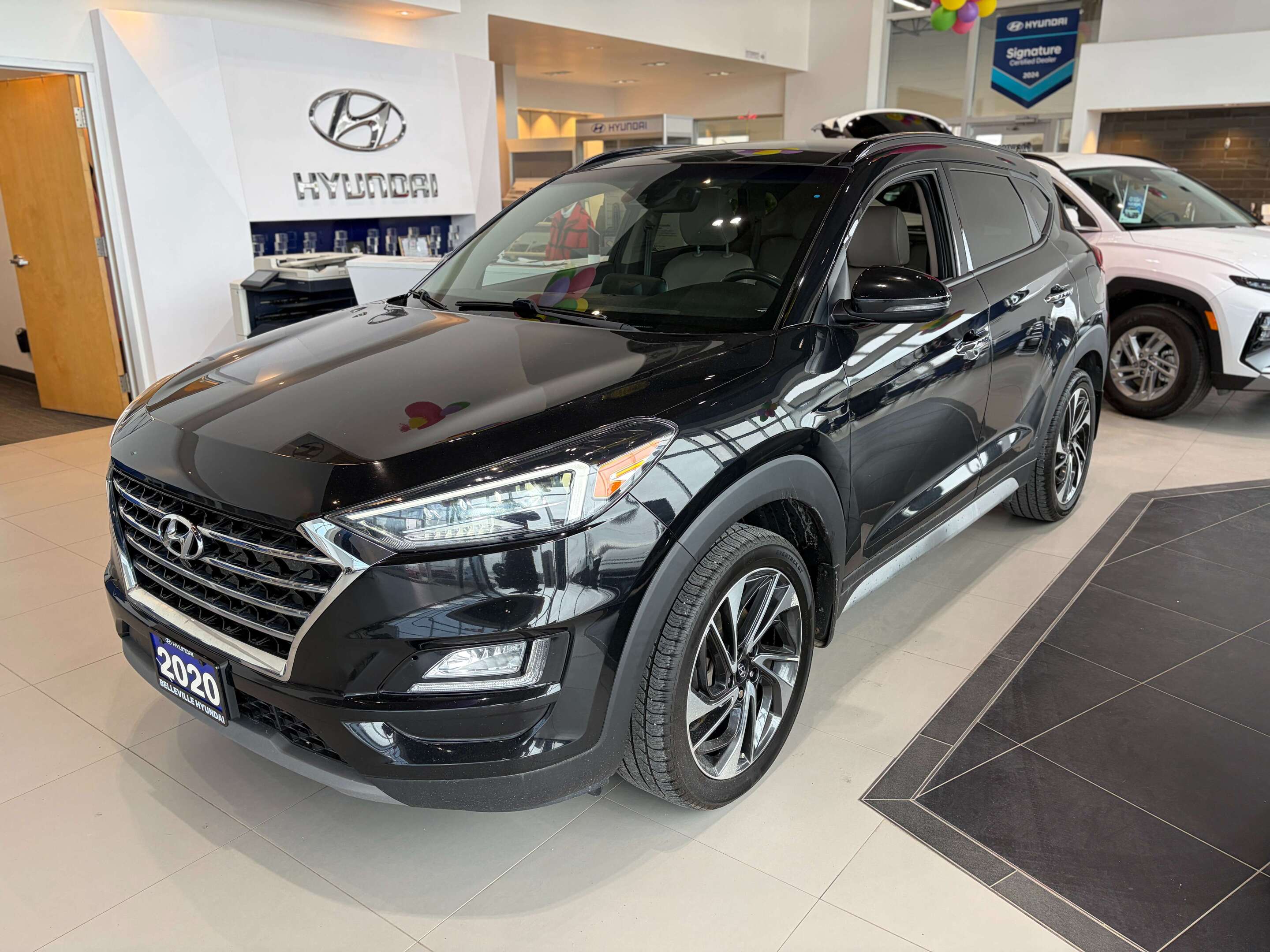 Black 2020 Hyundai Tucson Limited AWD SUV / Crossover All-Wheel Drive Automatic