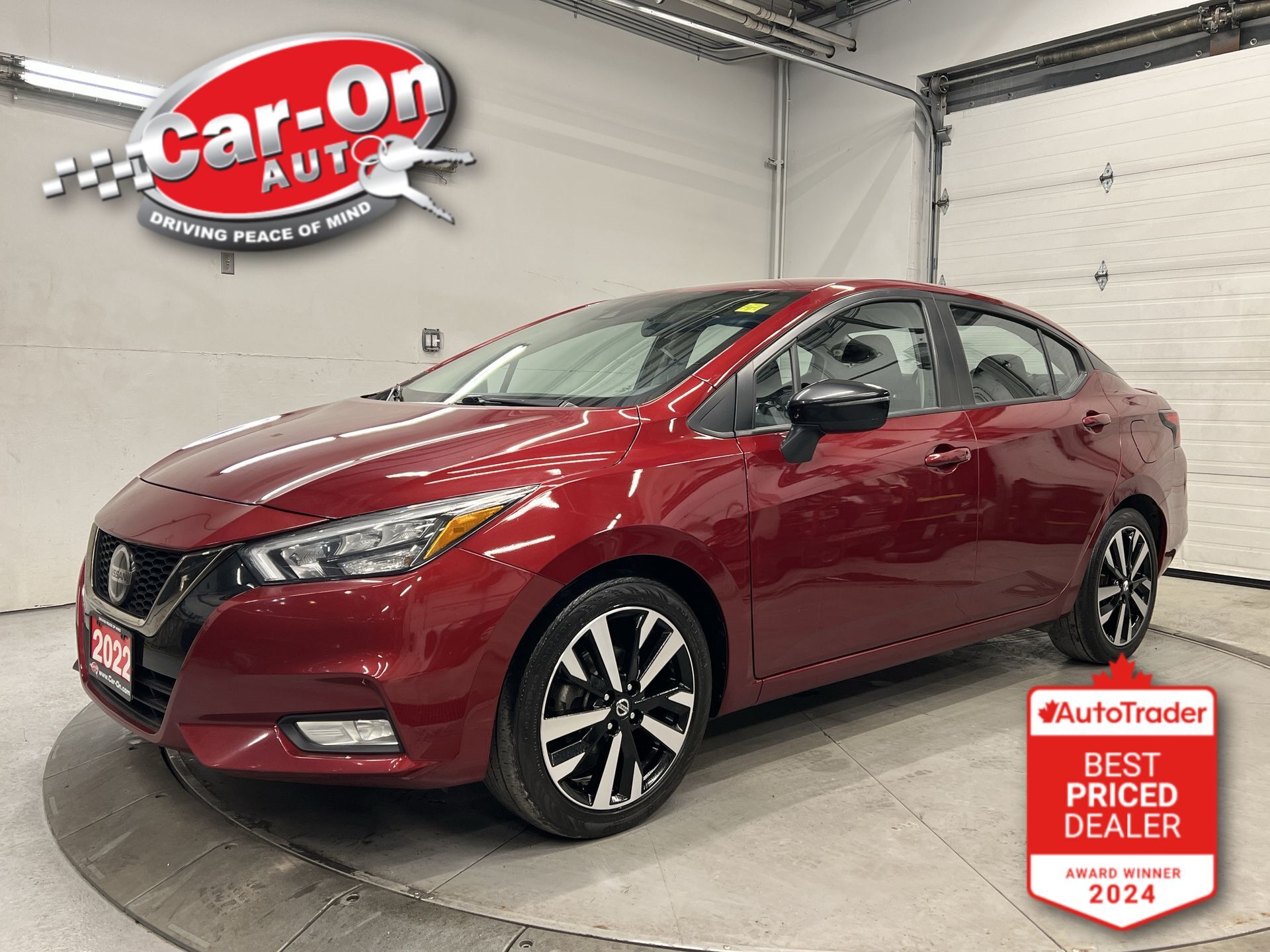 2022 Nissan Versa SR FWD