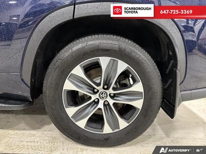 used 2022 Toyota Highlander car, priced at $40,585