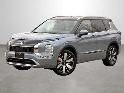 Gray 2026 Mitsubishi Outlander SUV / Crossover