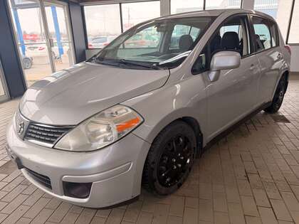 2009 Nissan Versa S 1.8