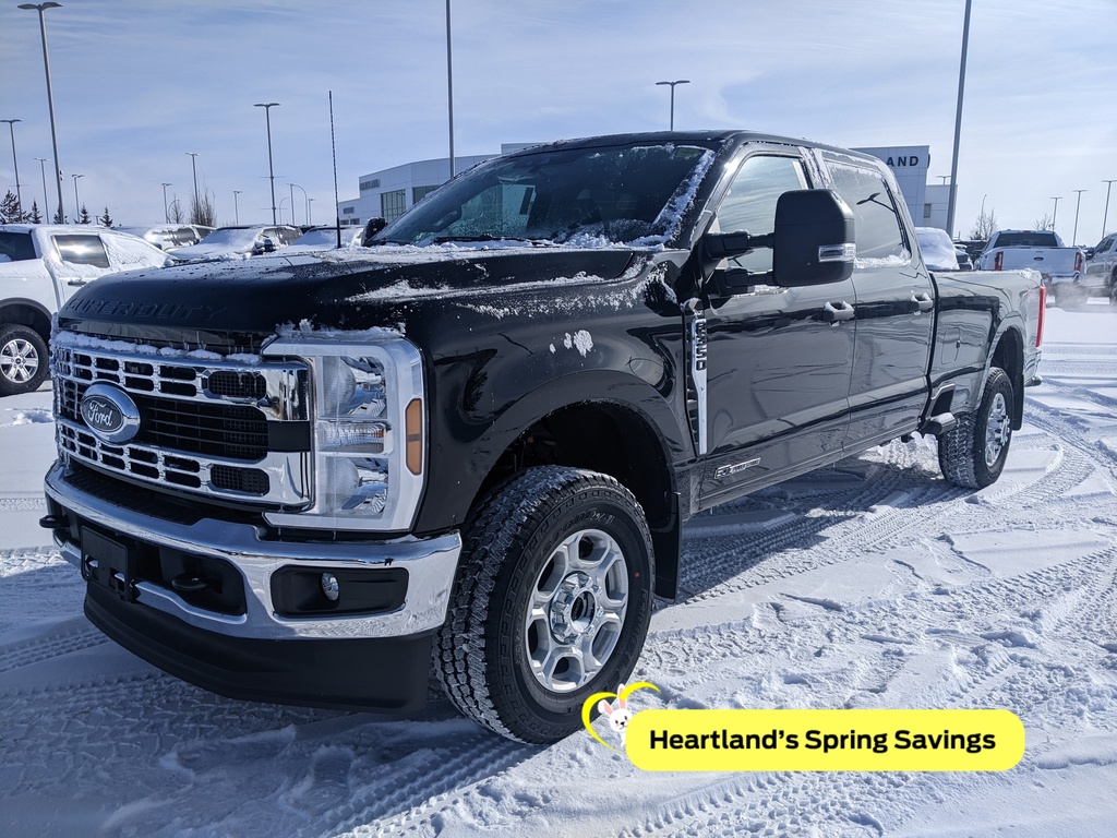 2026 Ford F-350 XLT 4WD Crew Cab 8' Box