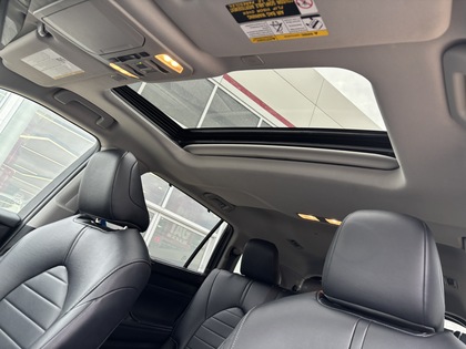 used 2023 Toyota Highlander car, priced at $44,995