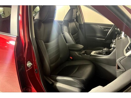 used 2021 Toyota RAV4 car, priced at $28,998