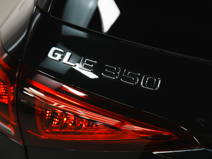 used 2021 Mercedes-Benz GLE car, priced at $53,900