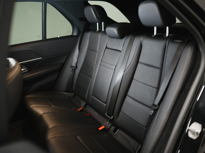 used 2021 Mercedes-Benz GLE car, priced at $53,900