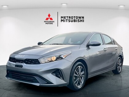2022 Kia Forte EX FWD