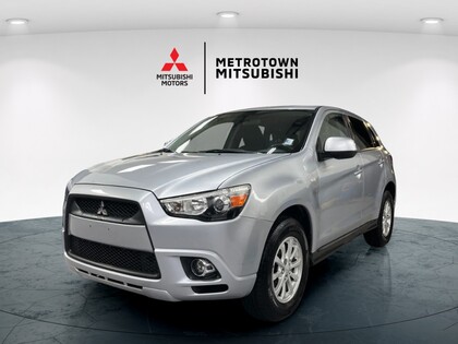 Mitsubishi RVR SE 2012