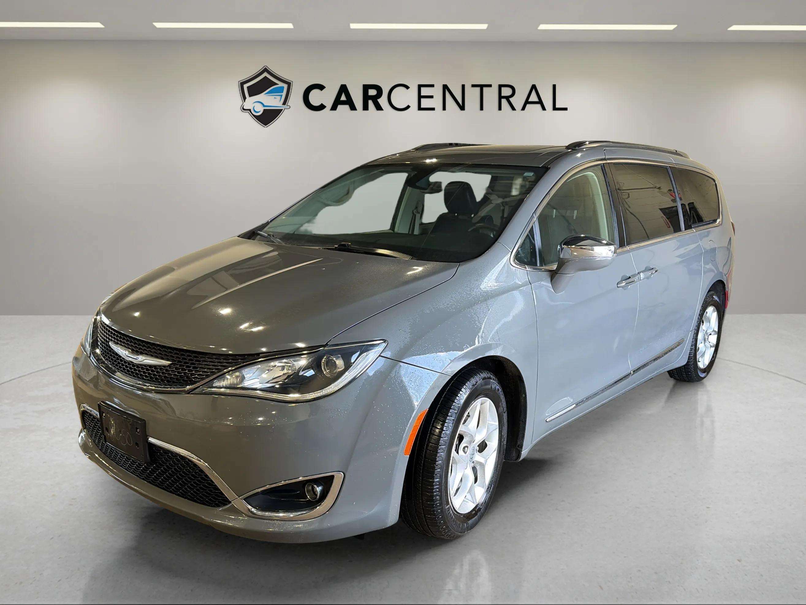 Gray 2020 Chrysler Pacifica Limited FWD Minivan Front-Wheel Drive 9-Speed Automatic