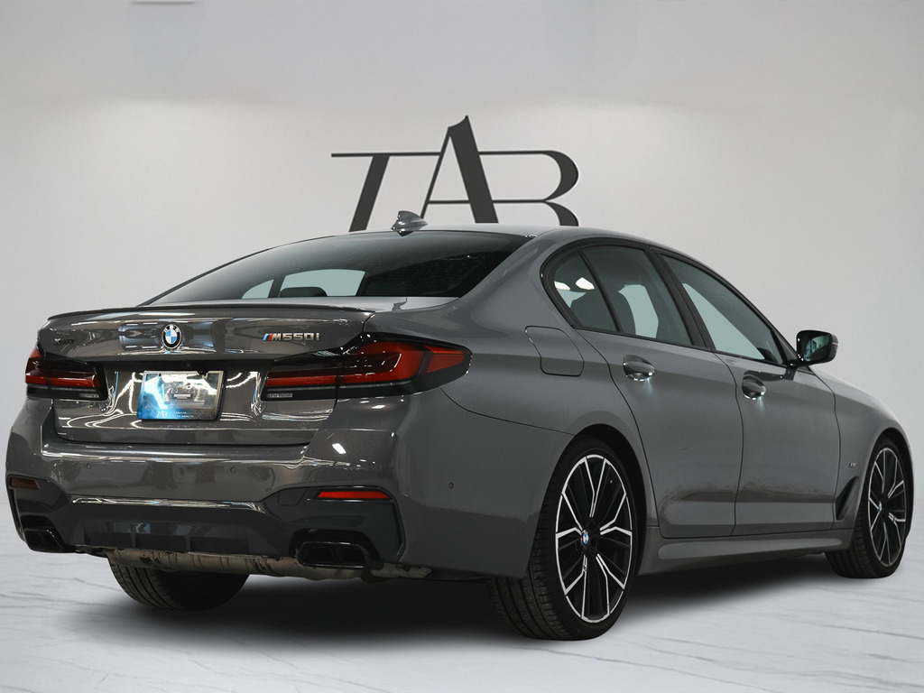 2022 BMW M550i xDrive, 多伦多, 全款车