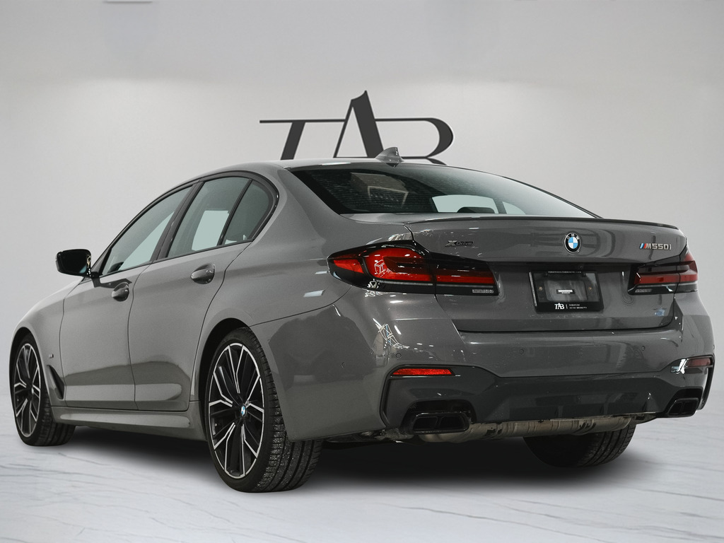 2022 BMW M550i xDrive, 多伦多, 全款车