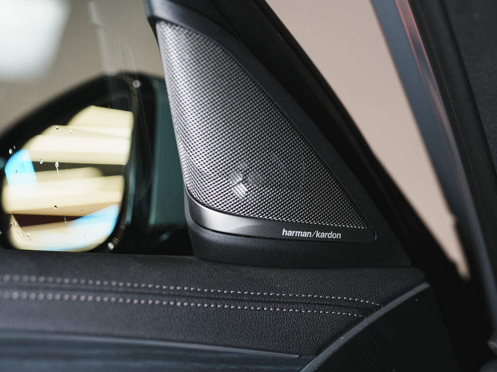 2022 BMW M550i xDrive, 多伦多, 全款车