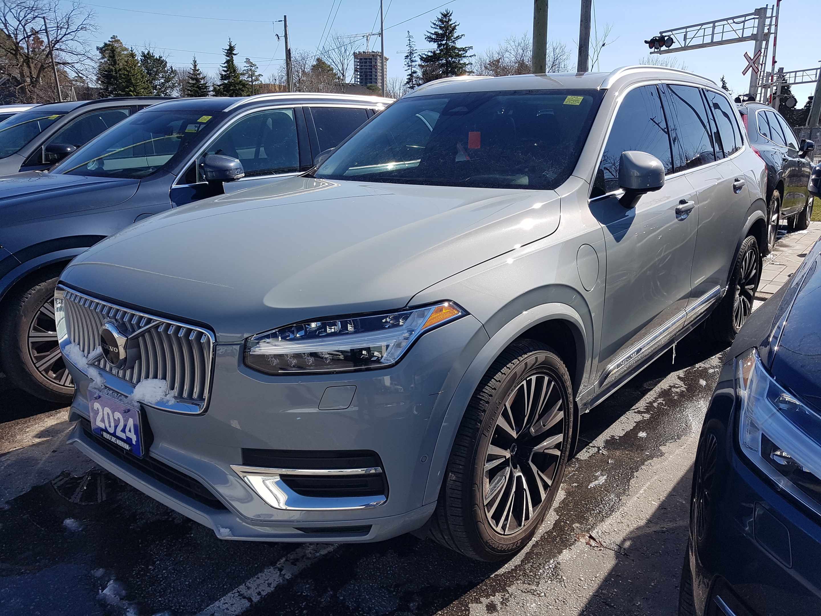 2024 Volvo XC90 Recharge T8 Plus Bright Theme 7-Passenger eAWD