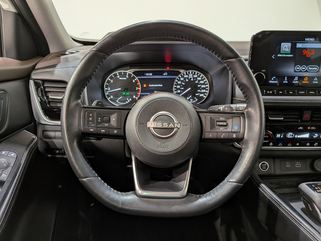 Nissan Rogue 2023