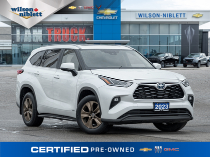 used 2023 Toyota Highlander car, priced at $46,995