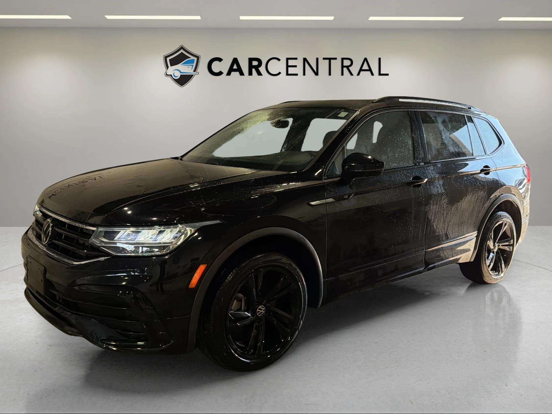 2023 Volkswagen Tiguan Comfortline R-Line Black 4Motion