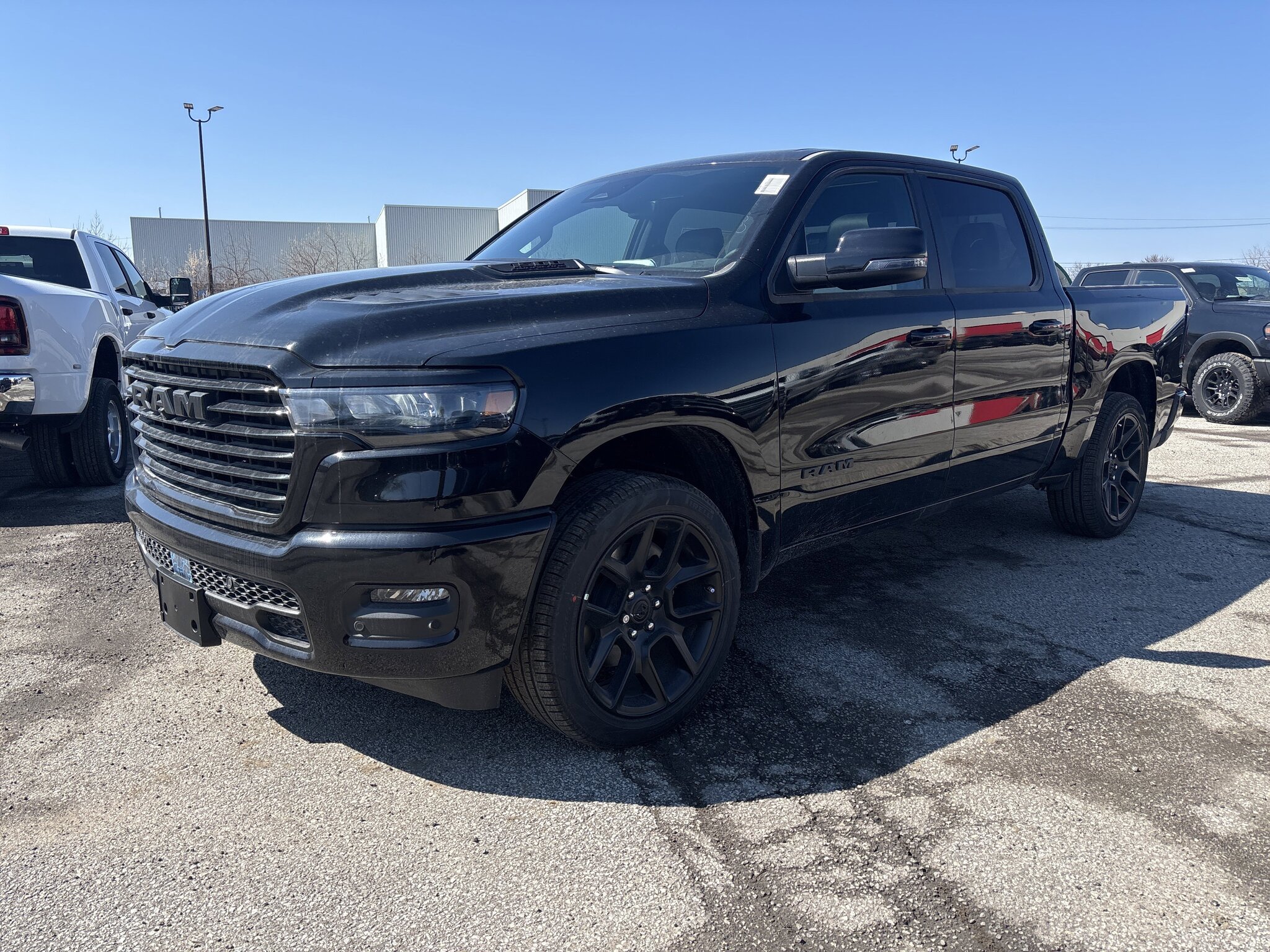 2026 RAM 1500 Sport 4x4 Crew Cab 5'7" Box Truck