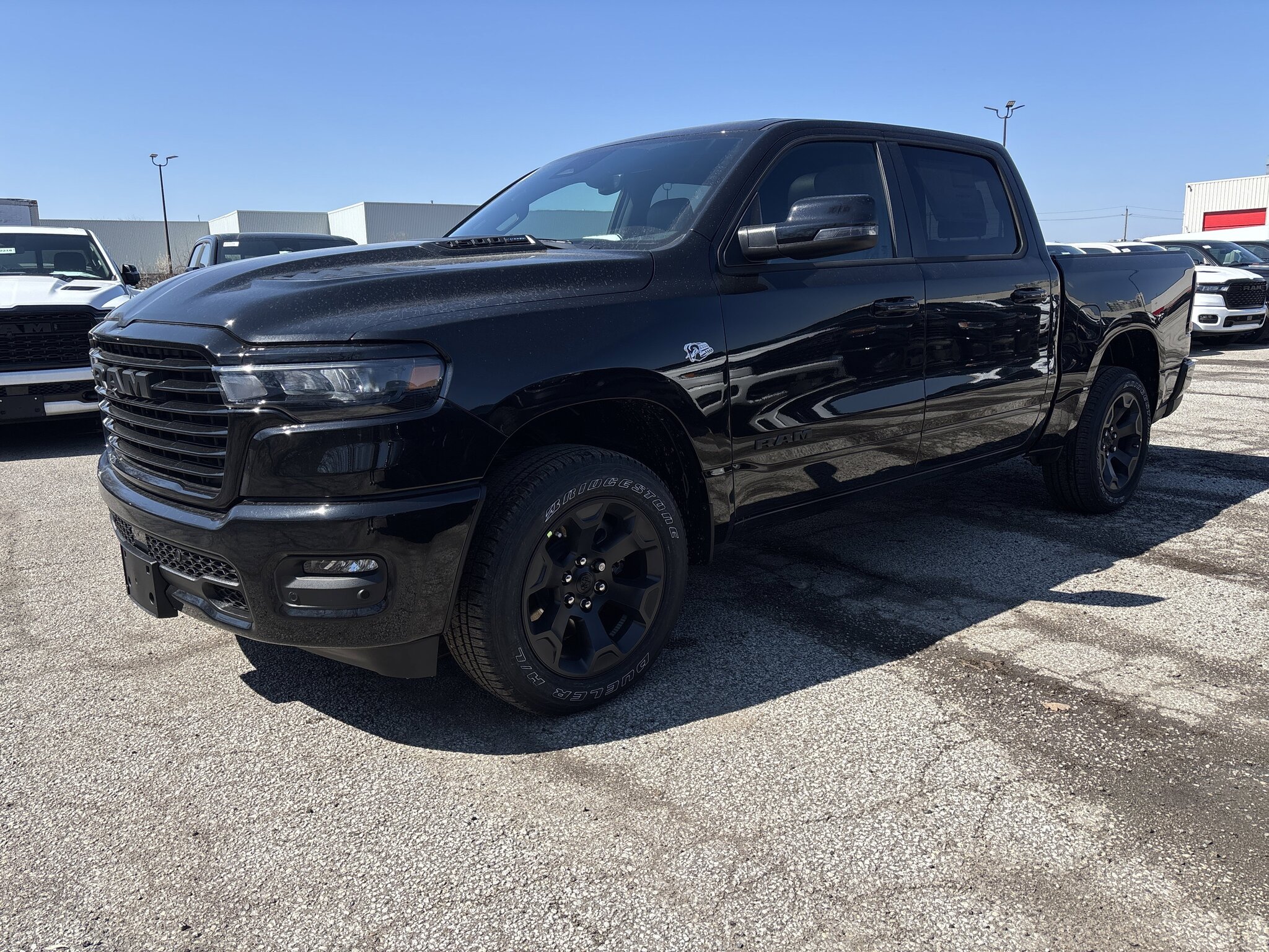 2026 RAM 1500 Sport 4x4 Crew Cab 5'7" Box Truck