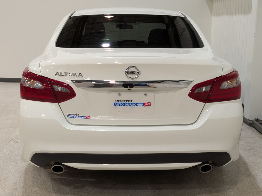 Nissan Altima 2018