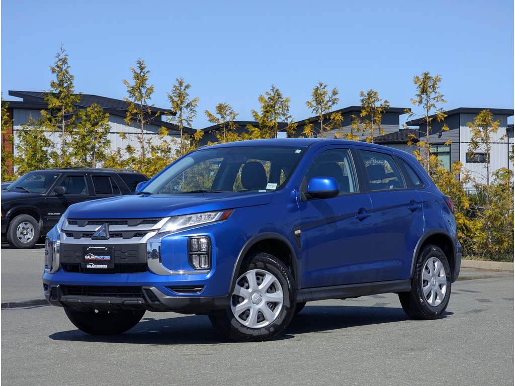 2023 Mitsubishi RVR ES - No Accidents, 4x4, Heated Seats