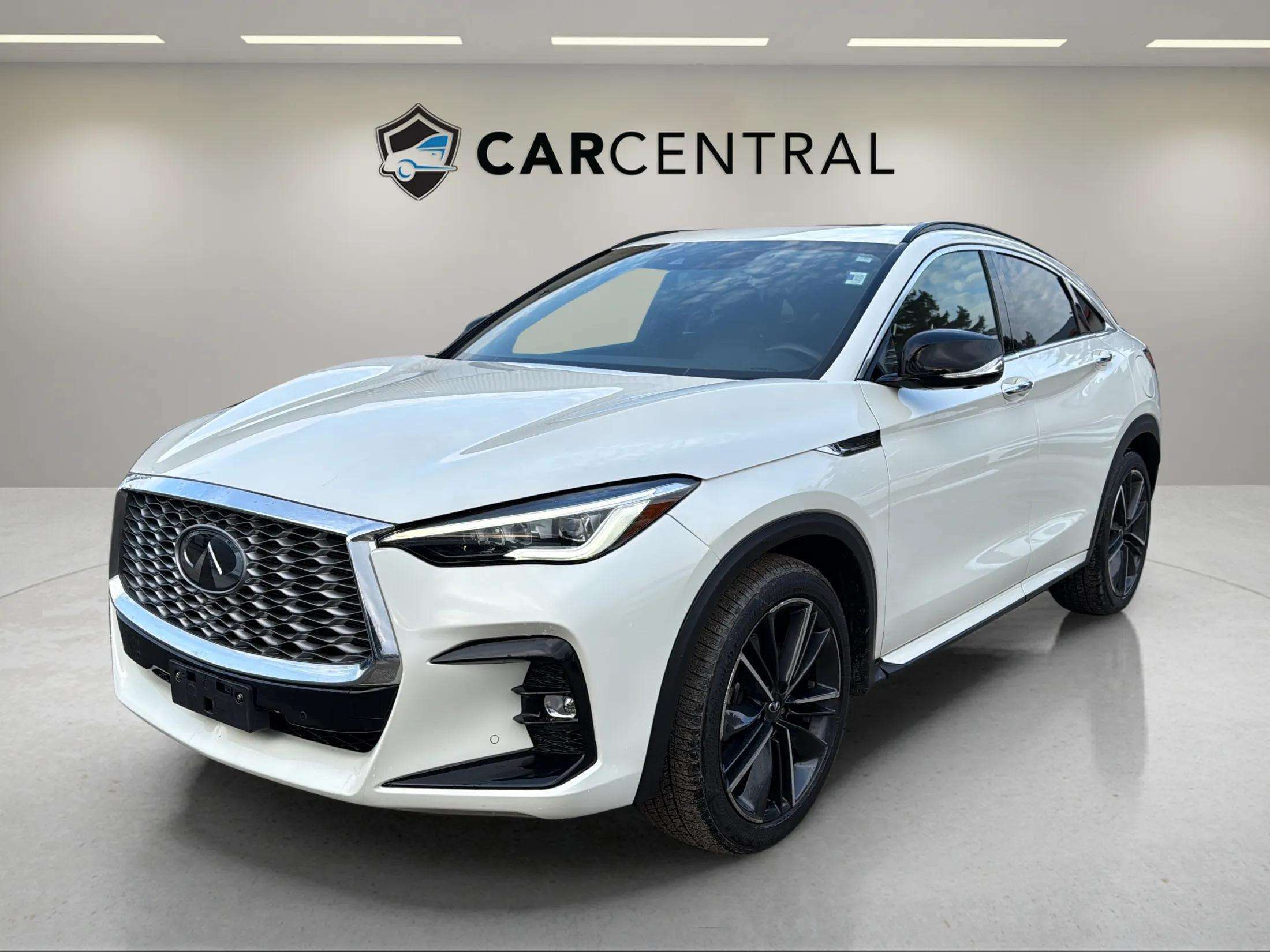 2022 INFINITI QX55 Essential AWD