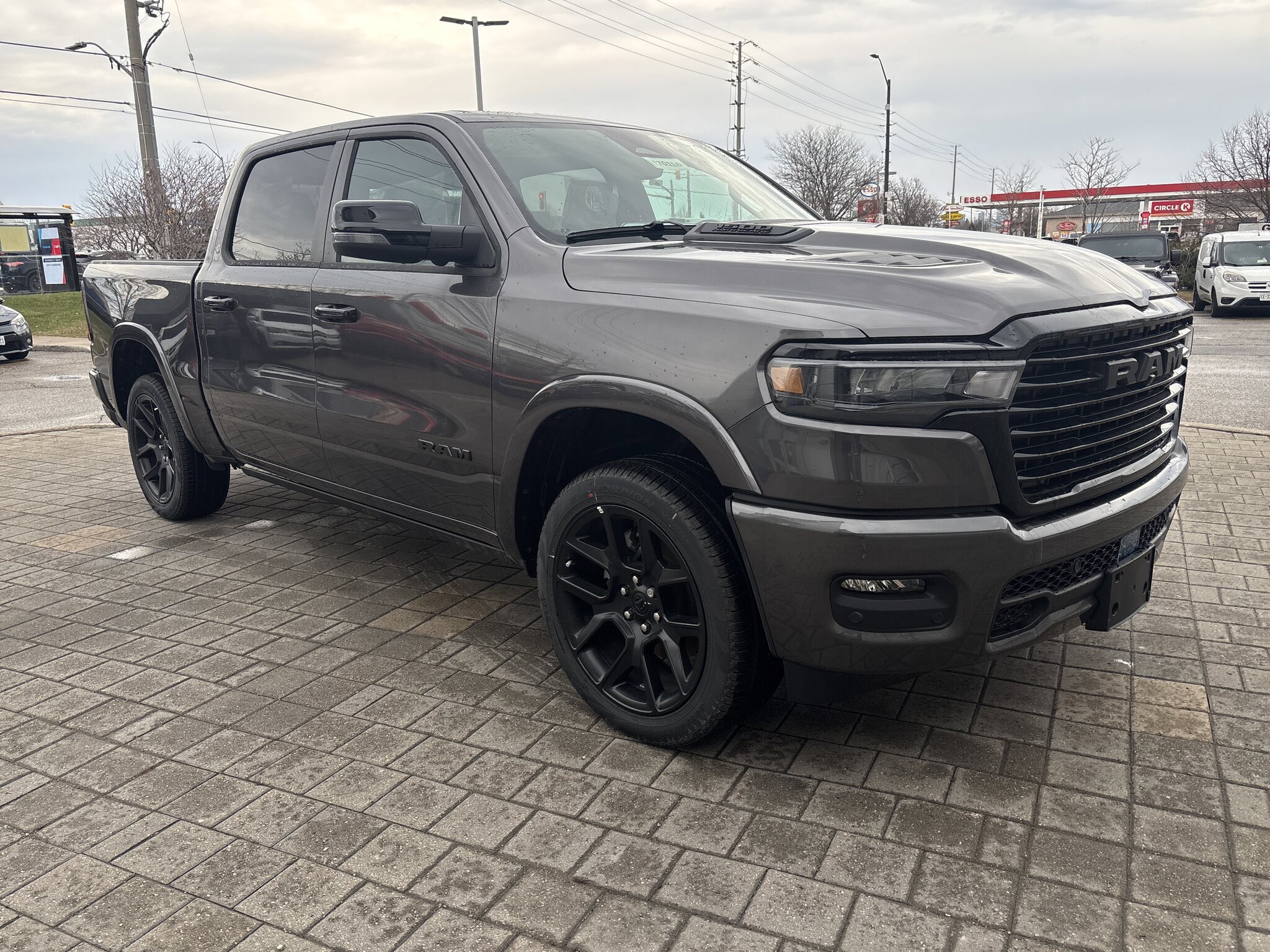2026 RAM 1500 Laramie 4x4 Crew Cab 5'7" Box Truck