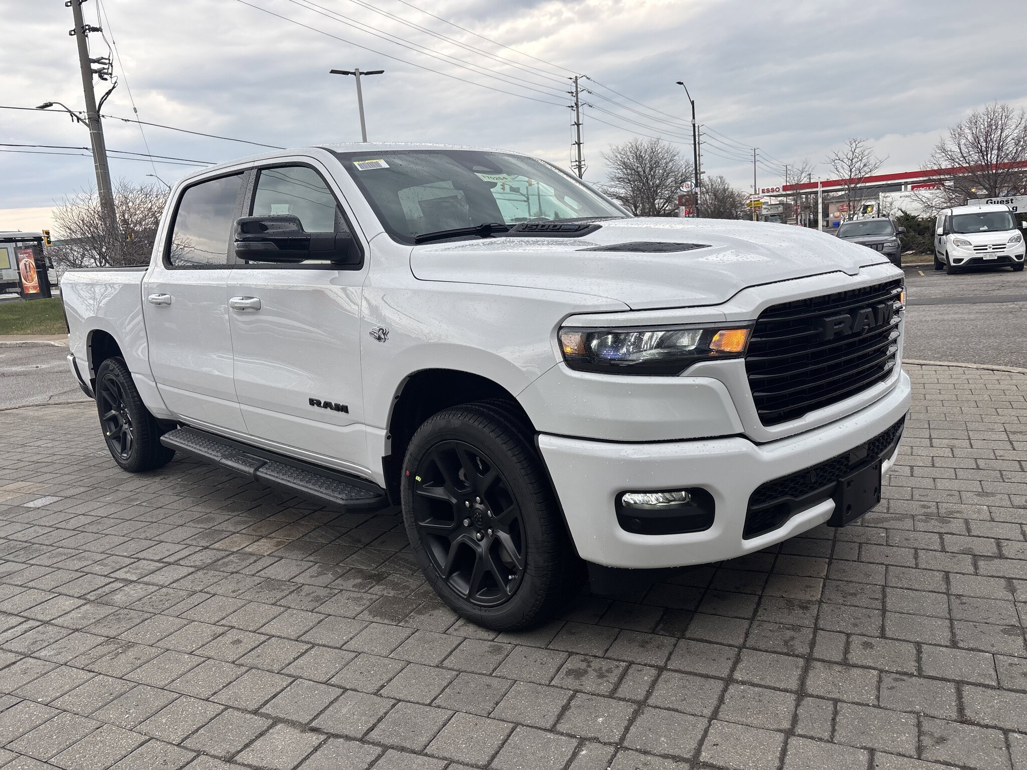 2026 RAM 1500 Sport 4x4 Crew Cab 5'7" Box Truck