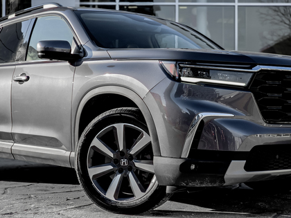 used 2023 Honda Pilot car, priced at $50,995