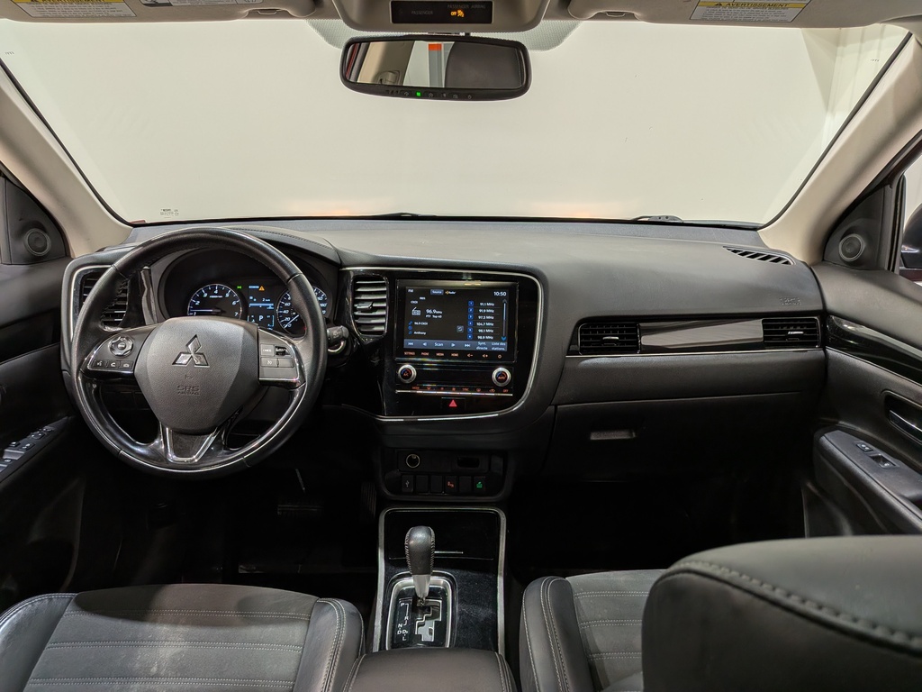 Mitsubishi Outlander 2020