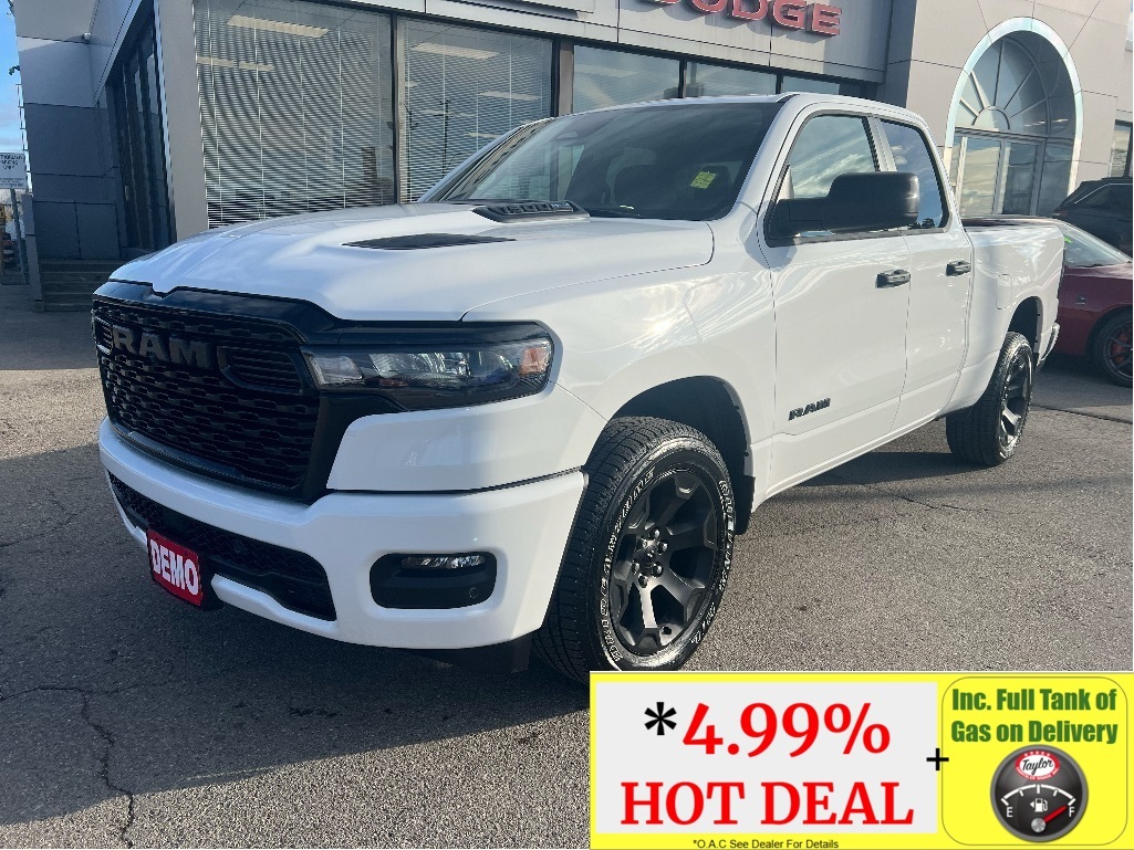 RAM 1500 Tradesman Quad Cab 4WD 2025