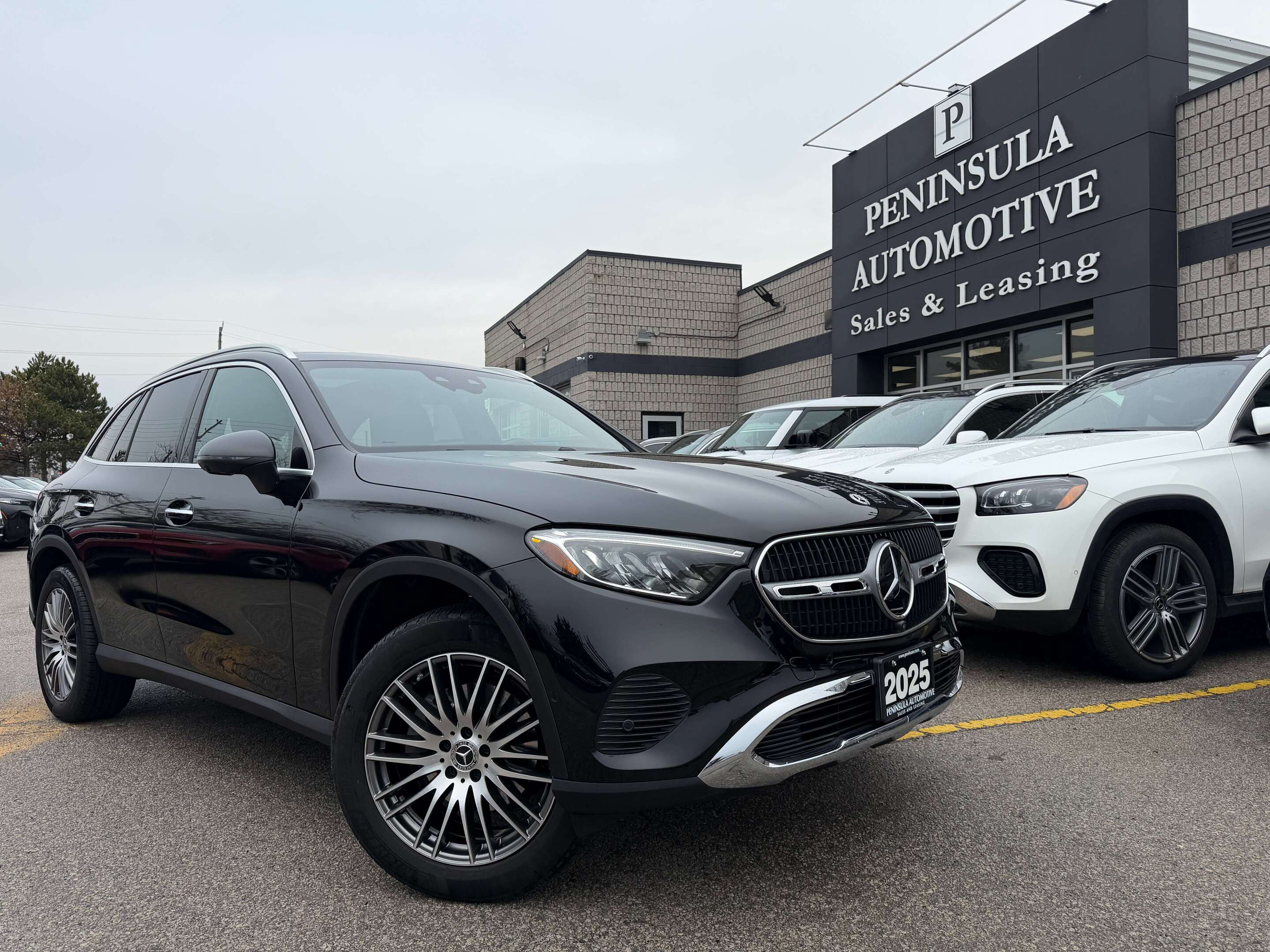 2025 Mercedes-Benz GLC 300 4MATIC