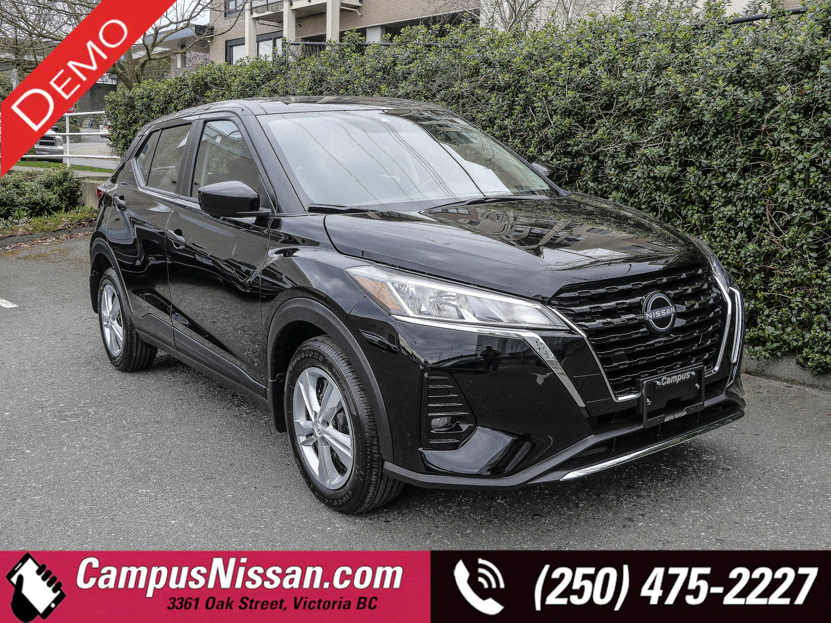 2025 Nissan Kicks Play S FWD