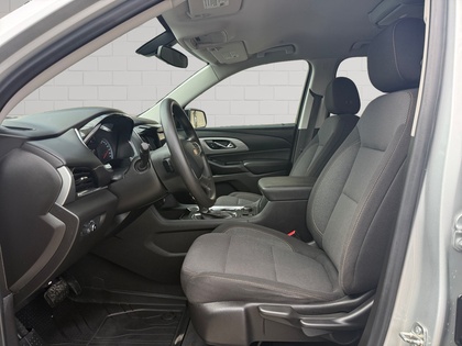 used 2021 Chevrolet Traverse car, priced at $29,528