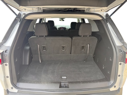 used 2021 Chevrolet Traverse car, priced at $29,528