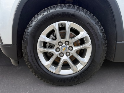 used 2021 Chevrolet Traverse car, priced at $29,528