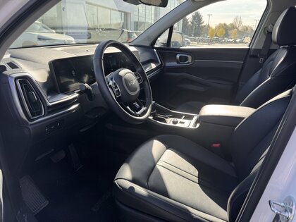 used 2025 Kia Sorento car, priced at $41,998