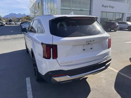 used 2025 Kia Sorento car, priced at $41,998