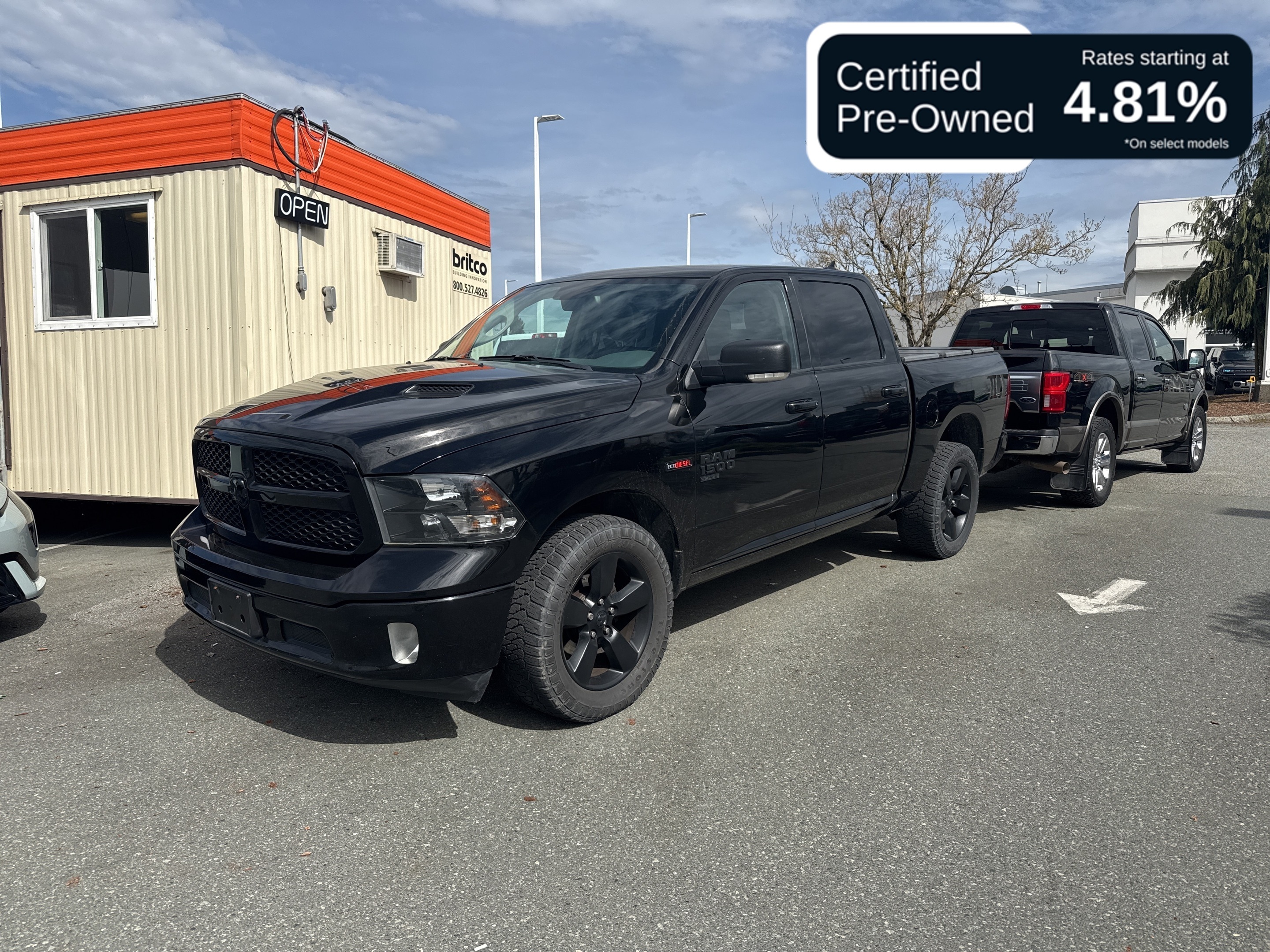 RAM 1500 Classic SLT Crew Cab 4WD 2019