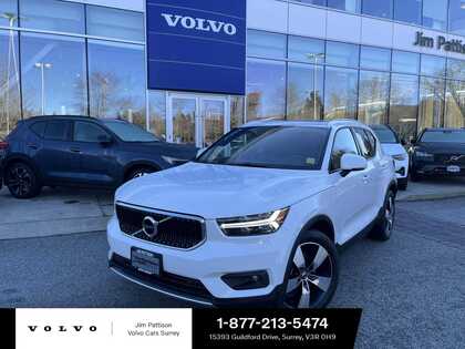 2020 Volvo XC40 T5 Momentum AWD