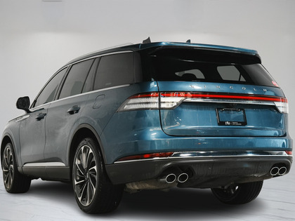 used 2020 Lincoln Aviator car, priced at $33,900